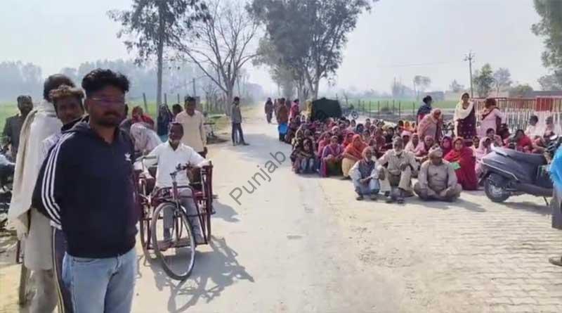 %%title%% %%page%% %%sep%% %%sitename%% In village Katiawala the villagers protested by blocking the road